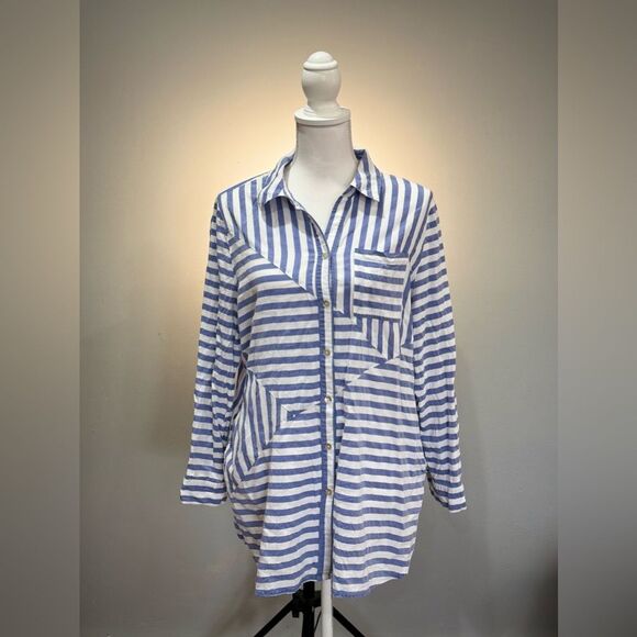 Blue/White Chico’s Striped Button Down Size 2 (12) EUC - Picture 1 of 5